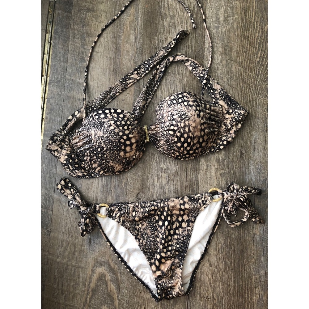 SOLD!! Victoria Secret bikini